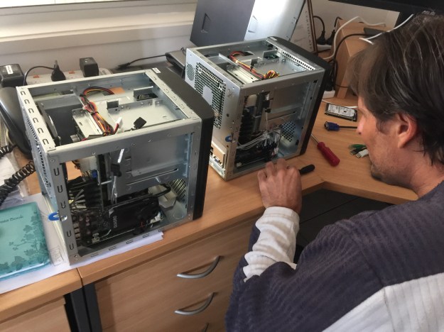 20170822-0859-JESUS-Office IT-02